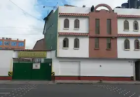 Moteles en Bosa Hostal Colonial Entrada