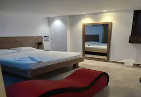 Moteles en Cali Motel Claro de Luna Habitación